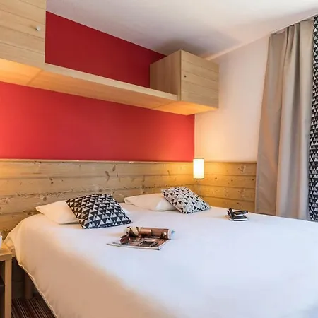 2 Pieces Au Centre De La Tania, 4 Pers, Balcon, Proche Remontee Mecanique Et Piscine - Fr-1-513-94 Apartment Courchevel